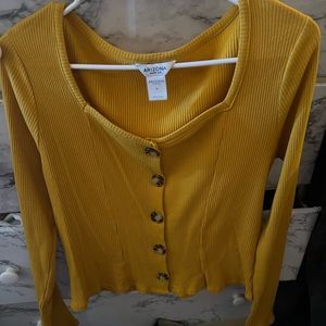 Brand Arizona jean co mustard color long sleeve crop button up